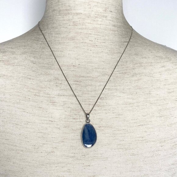 Sterling Silver 925 Bezel Set Blue Kyanite Pendant Necklace 18.75" Box Chain - Picture 3 of 16